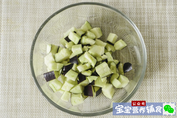 宝宝辅食添加与茄子食用的探索